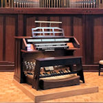 Music lamp on Bond organ